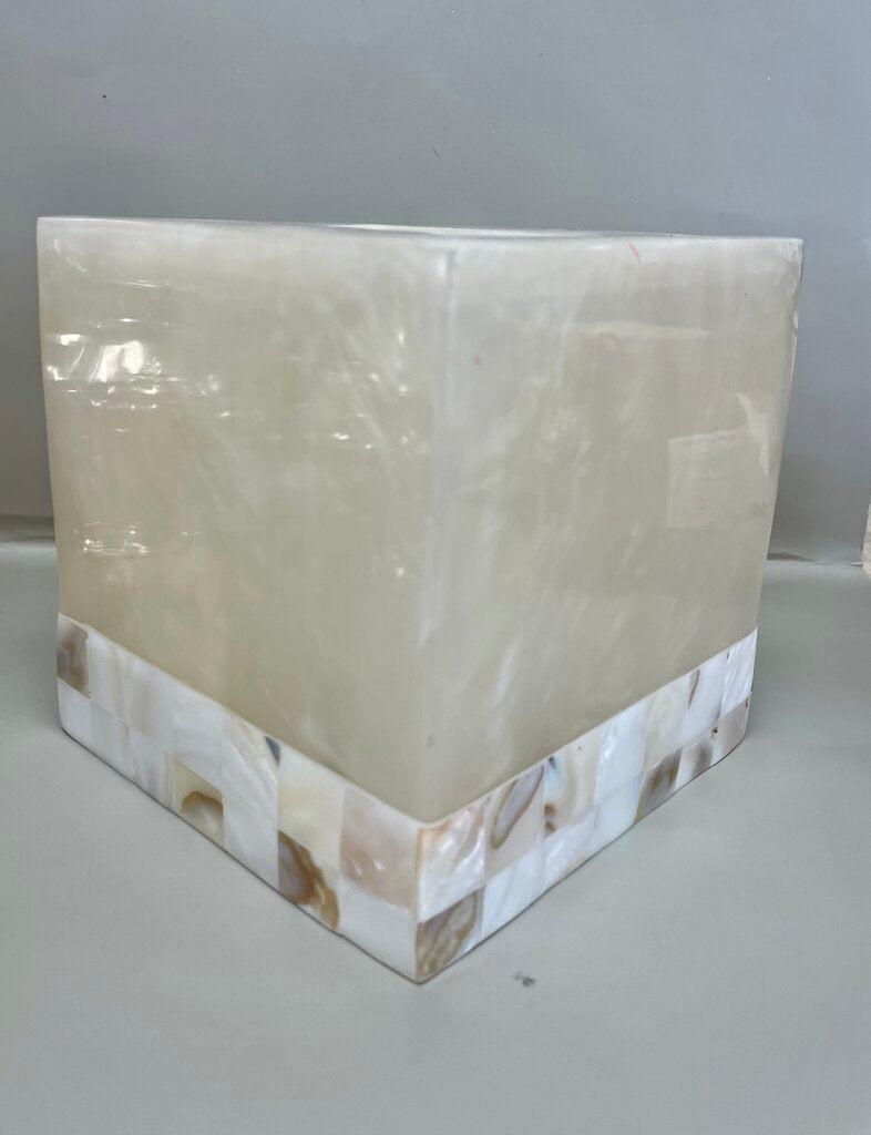 CAPIZ SHELL TISSUE BOX
