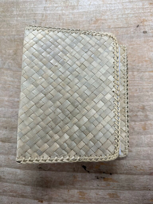 RATTAN PHOTO ALBUM