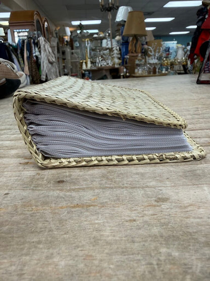 RATTAN PHOTO ALBUM