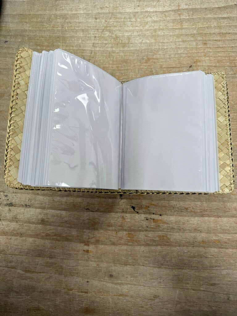 RATTAN PHOTO ALBUM