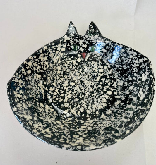 LIBERTY POTTERY CAT DISH