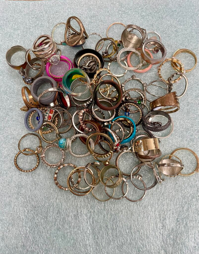 0.5 POUND BAG OF WEARABLE RINGS