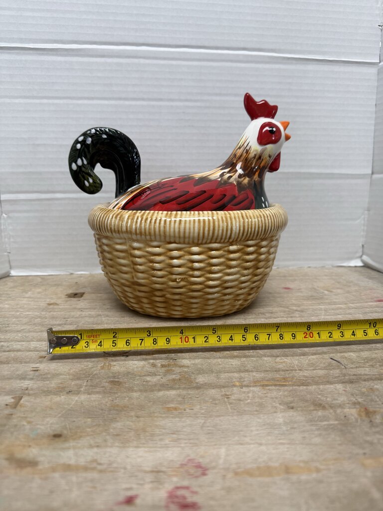 HEN ON NEST CERAMIC DISH