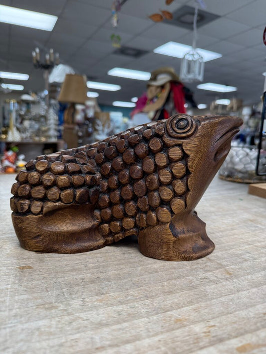 WOODEN CARVED FROG