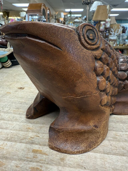 WOODEN CARVED FROG