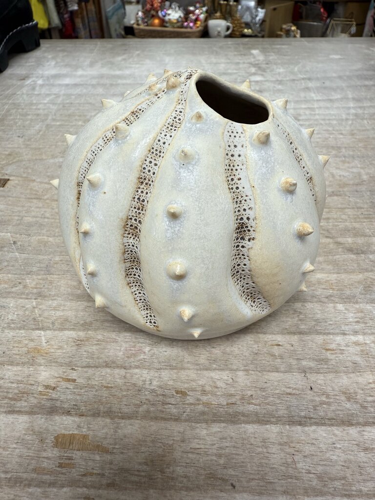 SIGNED CERAMIC HANDMADE SEA URCHIN BUD VASE