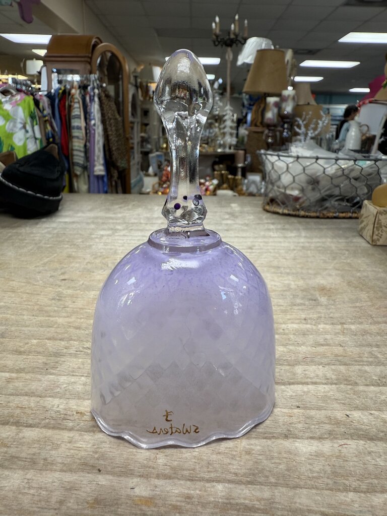 FENTON OVAL BELL PURPLE FLOWER