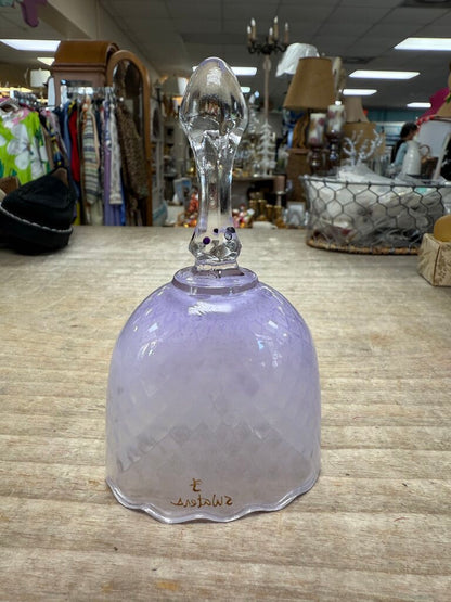 FENTON OVAL BELL PURPLE FLOWER