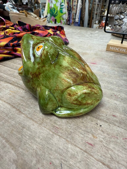 CERAMIC FROG WITH OPEN MOUTH SPONGE HOLDER