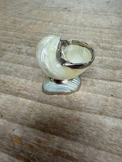 VINTAGE MOTHER OF PEARL SHELL SALT CELLAR