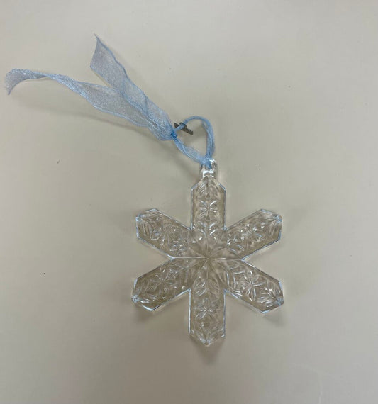 WATERFORD CRYSTAL SNOWFLAKE 2002