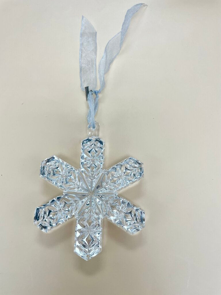 WATERFORD CRYSTAL SNOWFLAKE 2002