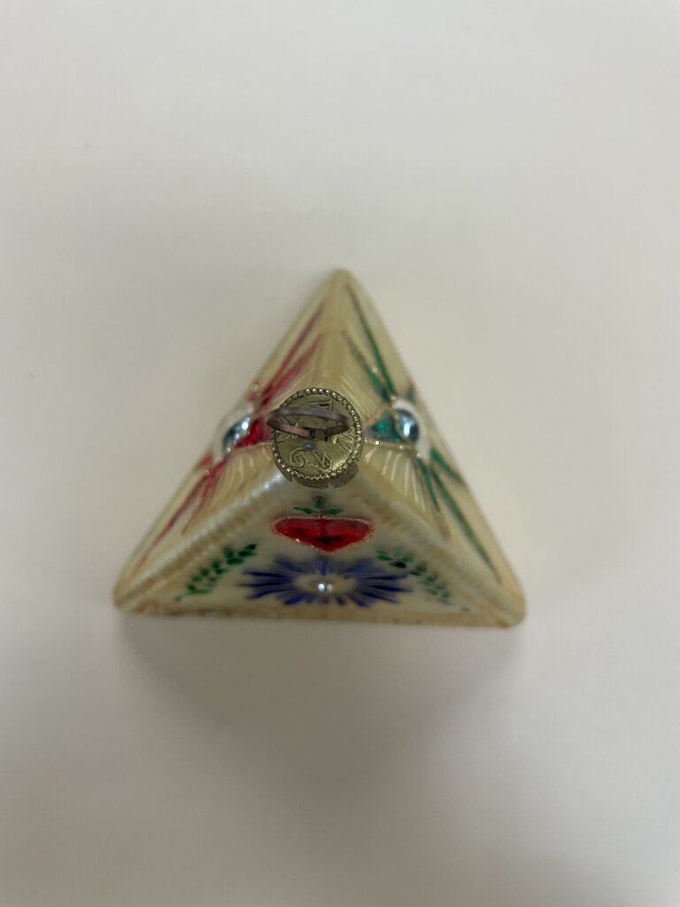 VINTAGE WATERFORD PYRIMID ORNAMENT