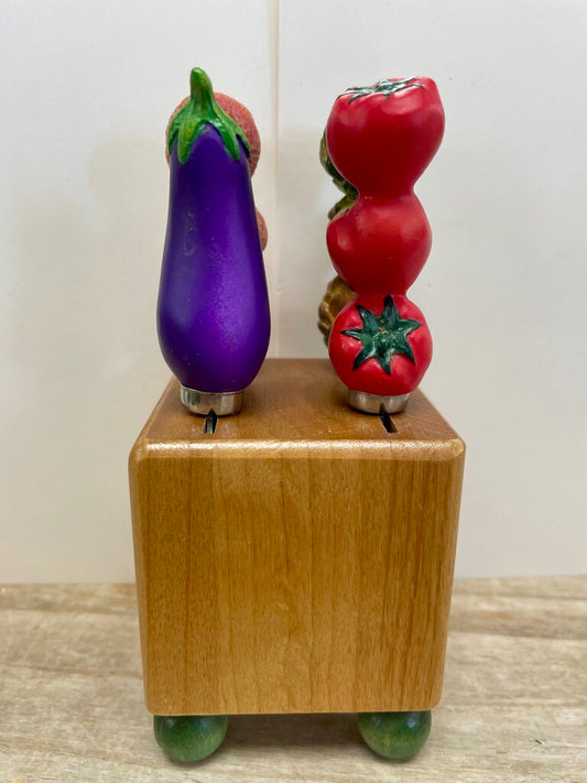 VEGGIE SPREADING KNIFE SET OF 4