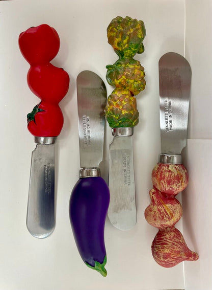 VEGGIE SPREADING KNIFE SET OF 4