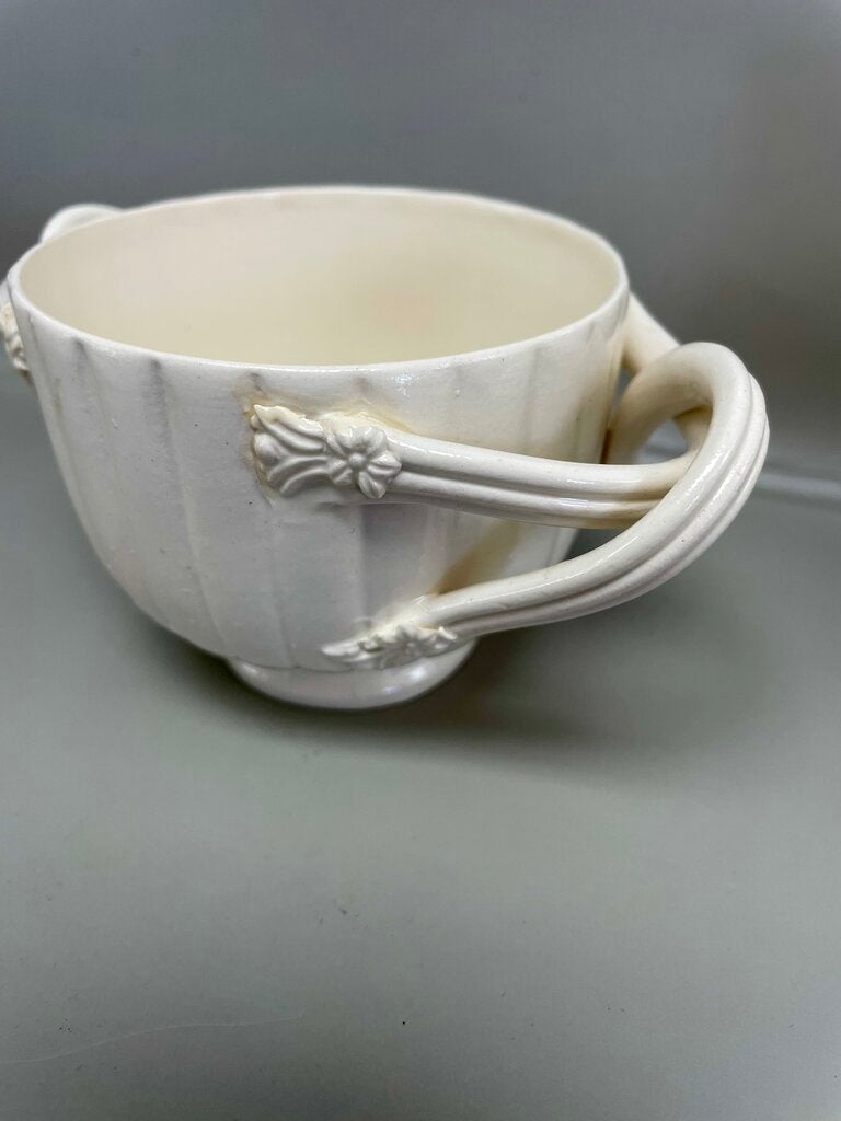 LEEDSWARE CREAMWARE CREAM AND SUGAR SET