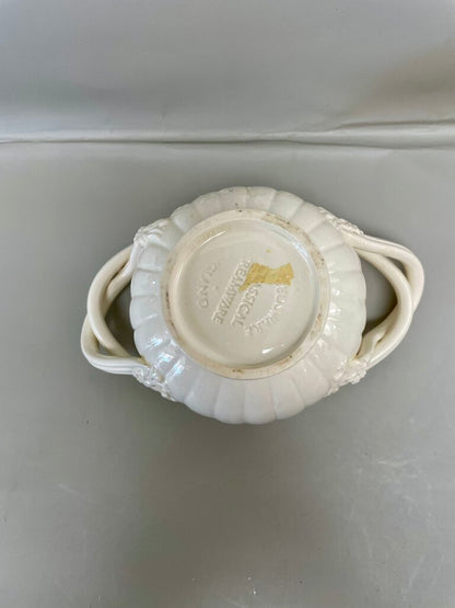 LEEDSWARE CREAMWARE CREAM AND SUGAR SET