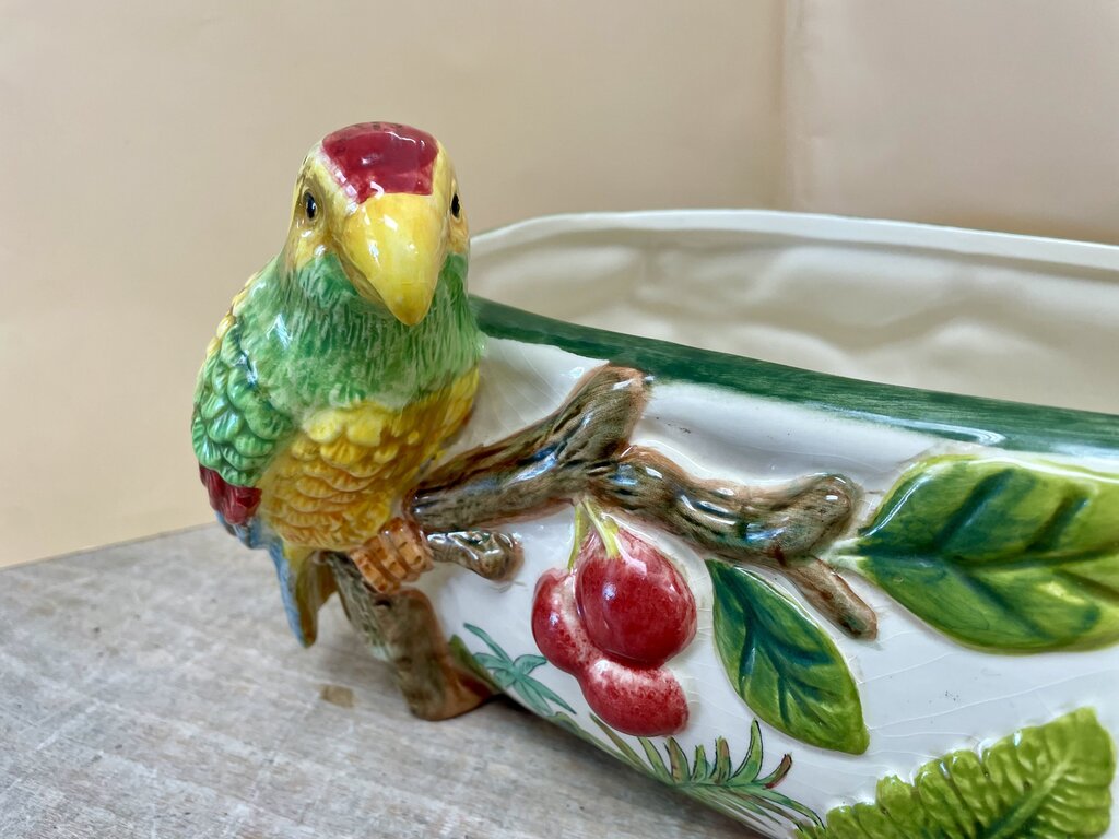 VINTAGE WHIMSICAL OVAL REGENCY PARROT TROPICAL CACHE POT PLANTER