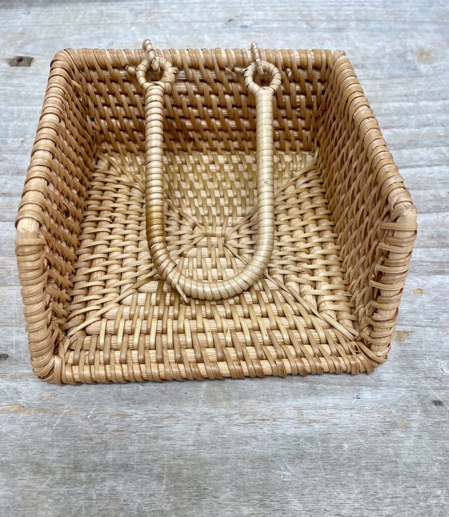 SMALL RATTAN NAPKIN HOLDER FOR 5" NAPKINS