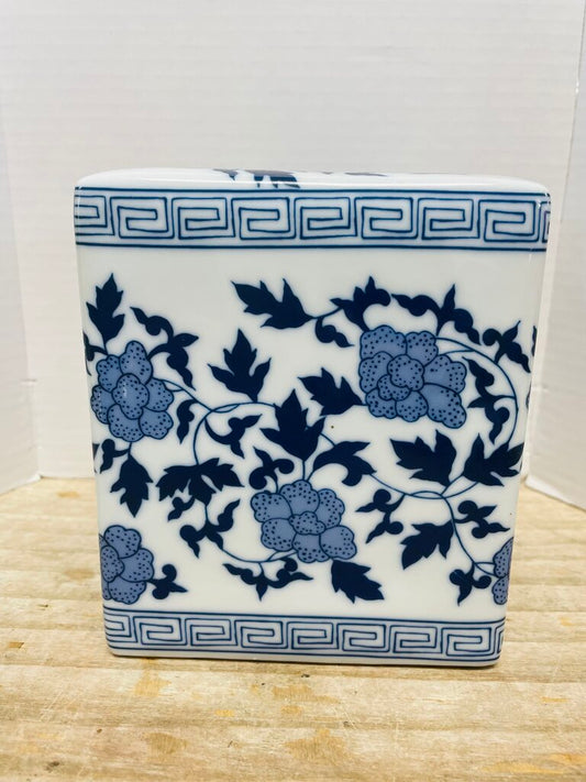 GUMPS BLUE CERAMIC TISSUE BOX 6"x 5.5"