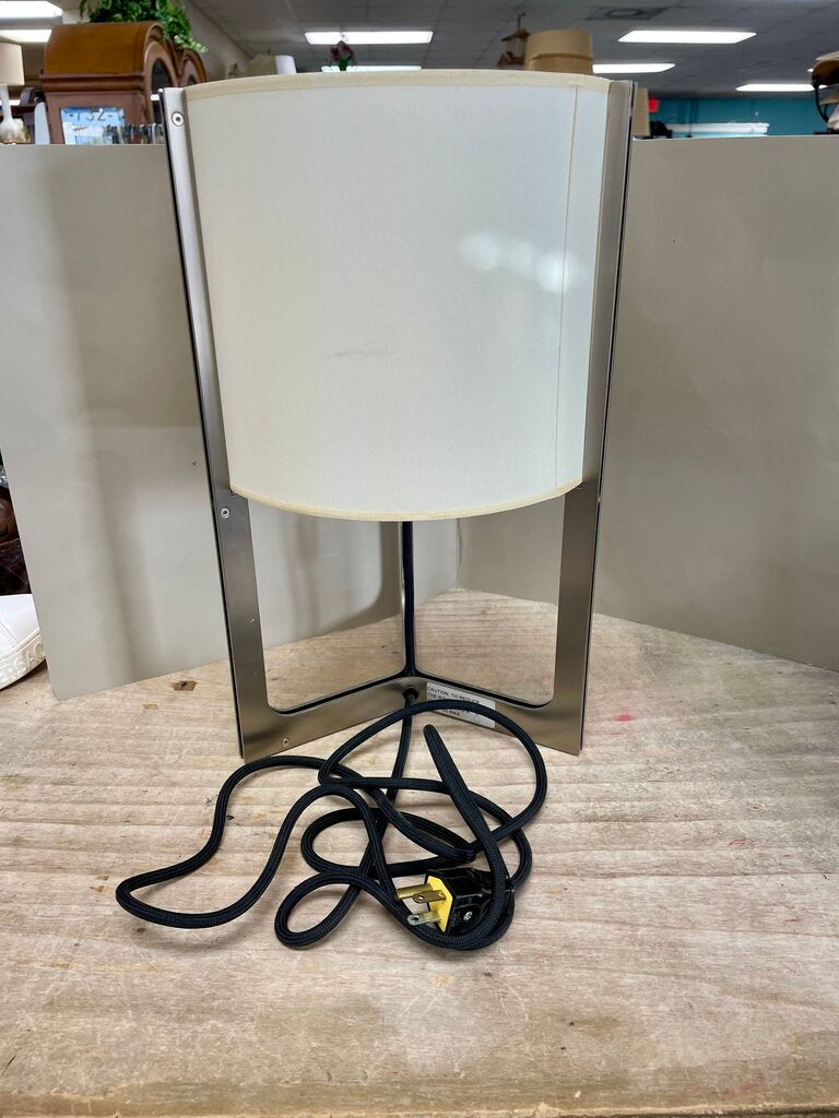 CARPYEN NIRVANA TABLE LAMP H16" W10"