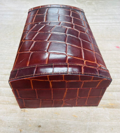 HANDMADE IN SPAIN LEATHER JEWELRY BOX