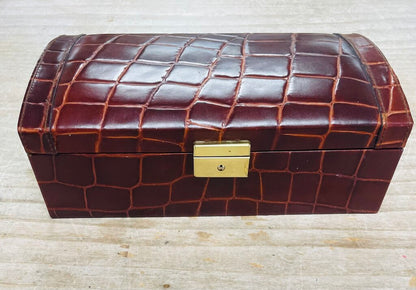 HANDMADE IN SPAIN LEATHER JEWELRY BOX