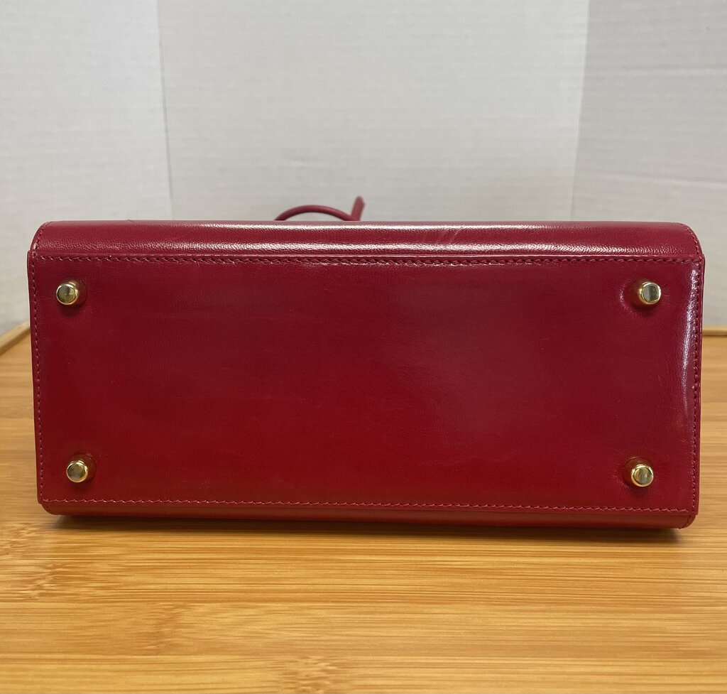 VINTAGE RED ST JOHN PURSE