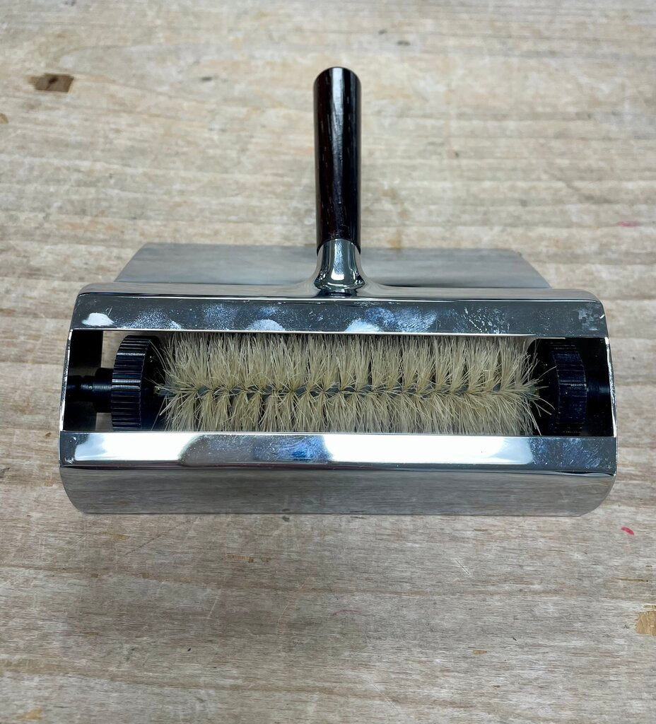 BUTLER STAINLESS STEEL CRUMB CATCHER