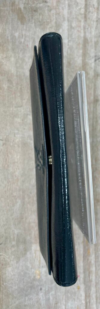 YSL BLACK PATENT LEATHER CLUTCH L9.5"H5"