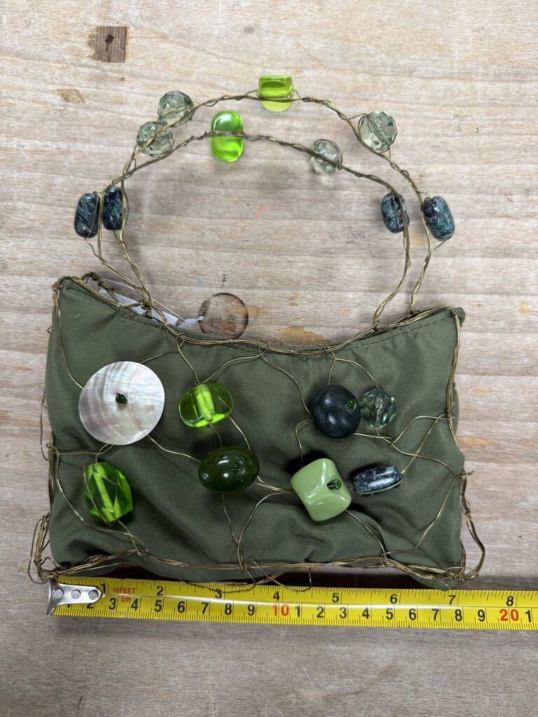 ARTISIAN HANDMADE STATEMENT PURSE