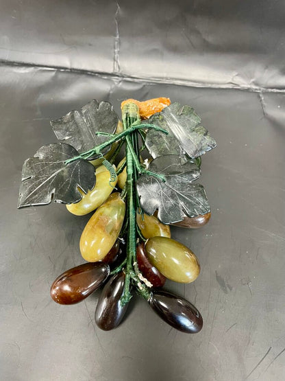 VINTAGE JADE GRAPE CLUSTER