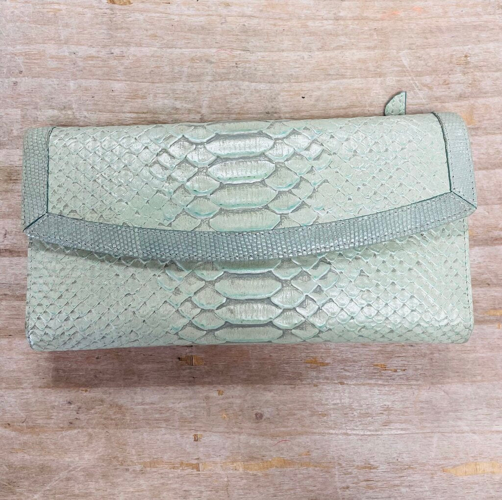 BRAHMIN GREEN WALLET