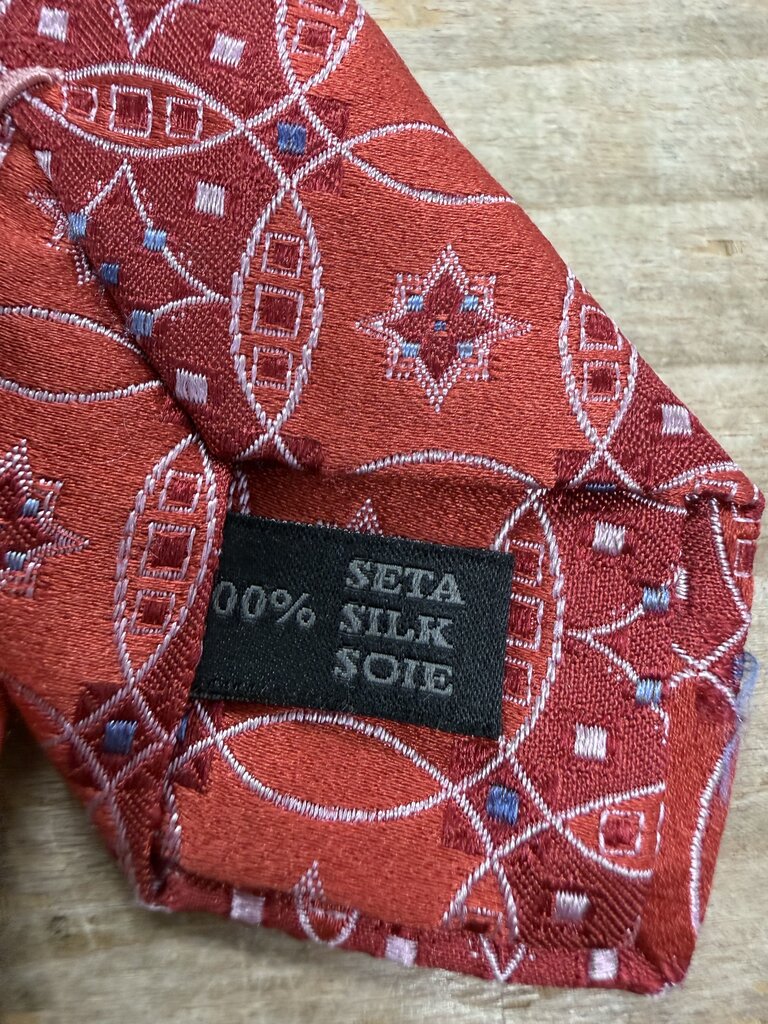 DANIEL LAZARO FIGUEREDO RED SILK TIE