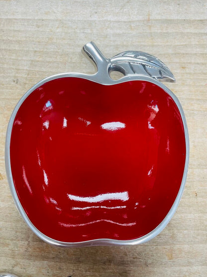 APPLE DISH W/ SPOON