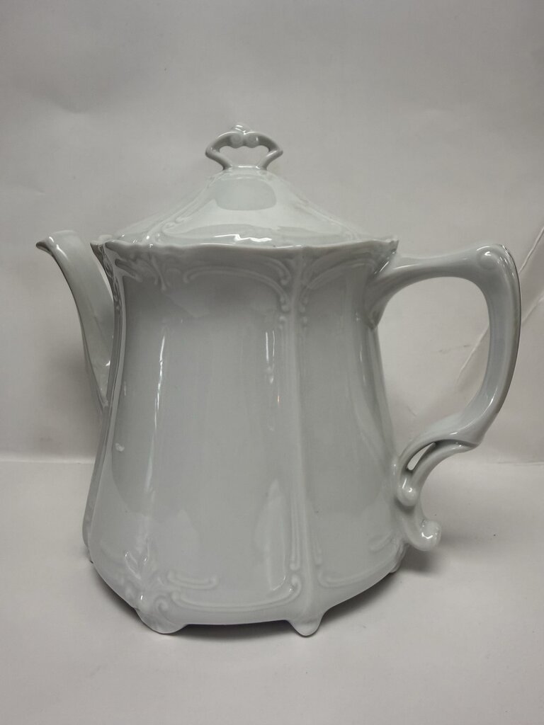HUTSCHENREUTHER CERAMIC TEAPOT
