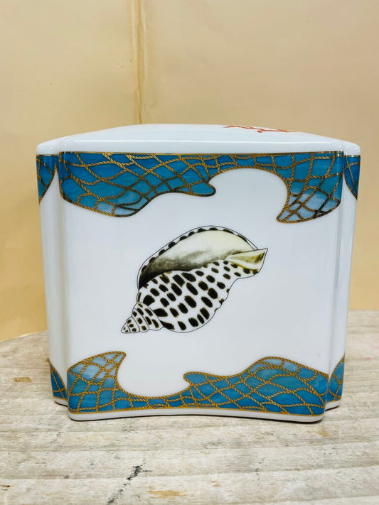 LYNN CHASE DESIGNS CERAMIC TISSUE BOX