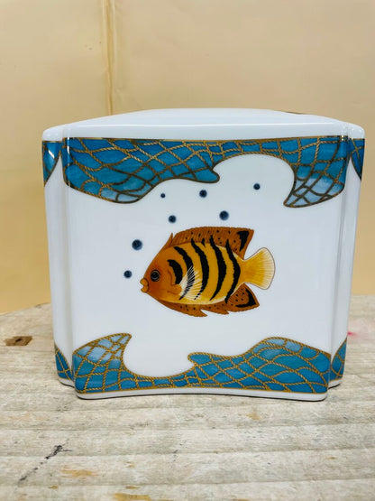 LYNN CHASE DESIGNS CERAMIC TISSUE BOX