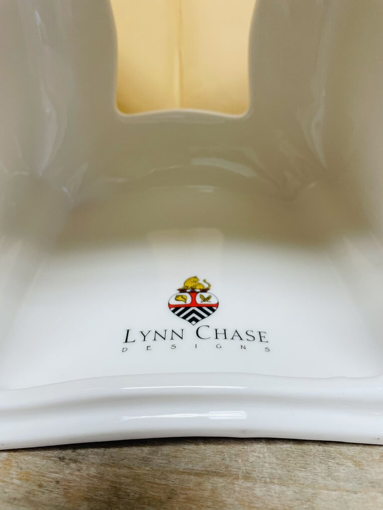 LYNN CHASE DESIGNS CERAMIC TISSUE BOX