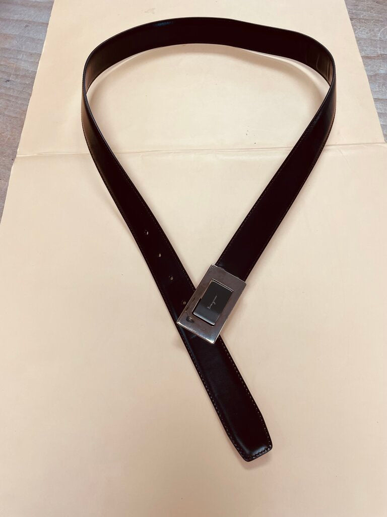 FERRAGAMO REVERSABLE BELT 40"