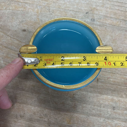 EARLY 20TH CENTURY FRENCH OPALINE GLASS ASHTRAY