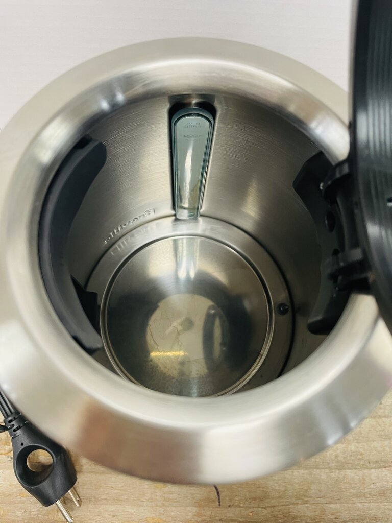 BREVILLE STAINLESS STEEL ELECTRIC KETTLE 7 CUP