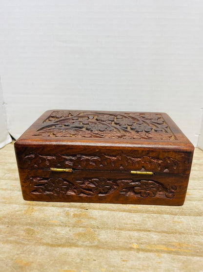 WOODEN CARVED BOX