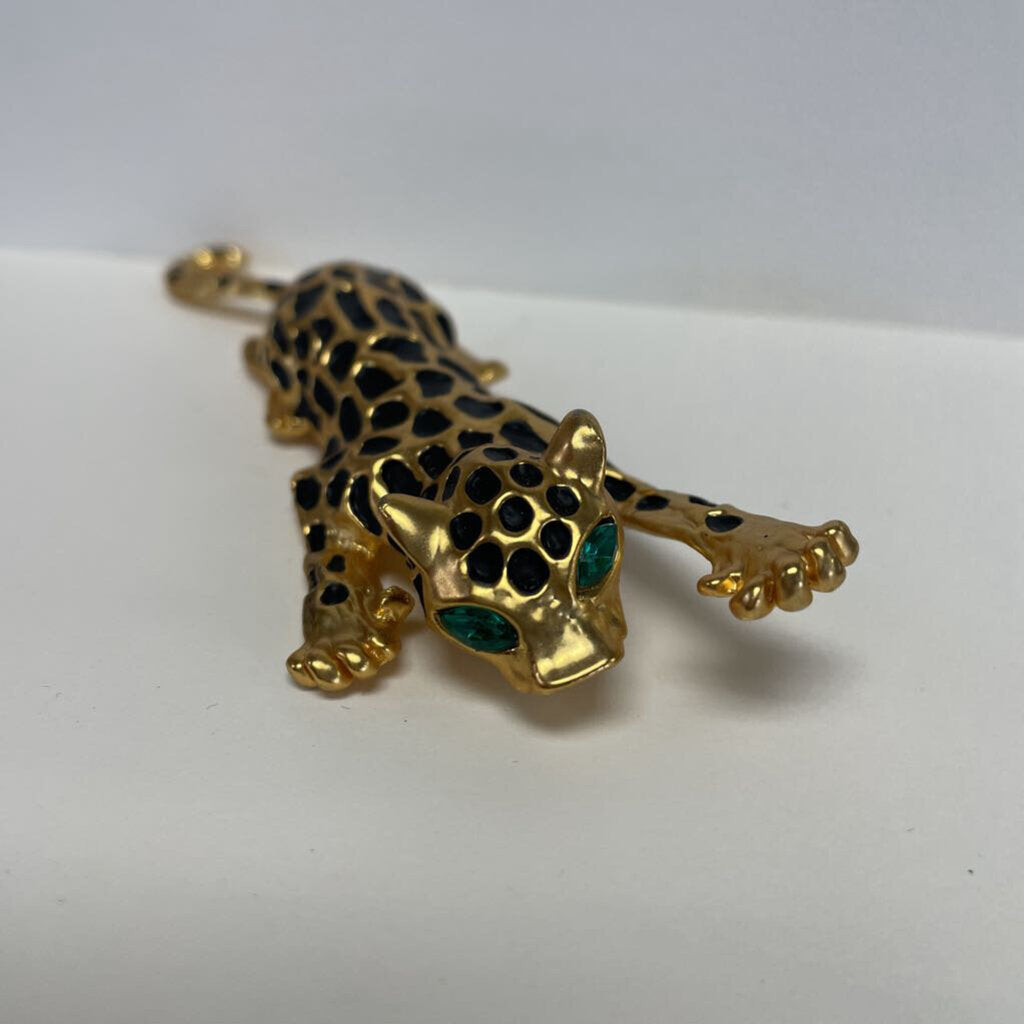 GREED EYED LEOPARD PIN 5"