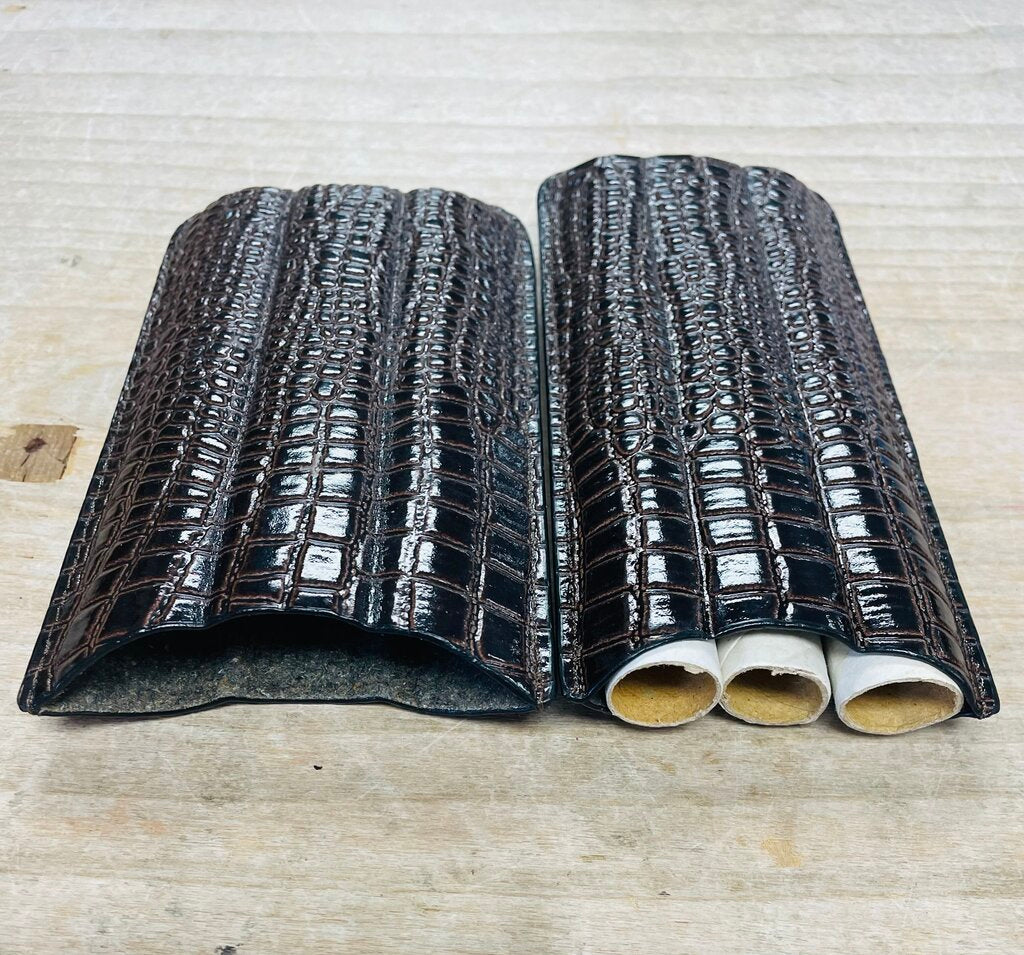 GATOR PRINT CIGAR HOLDER