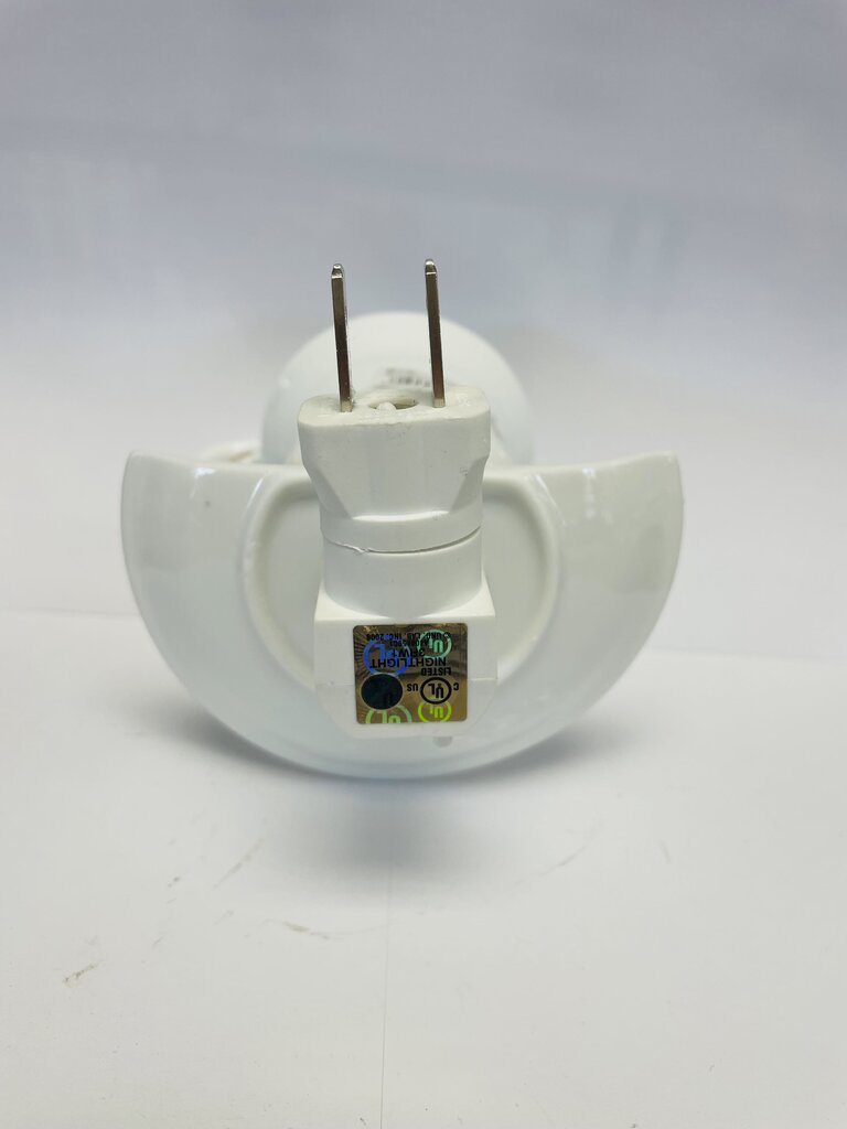 TEACUP AND SAUCER NIGHT LIGHT