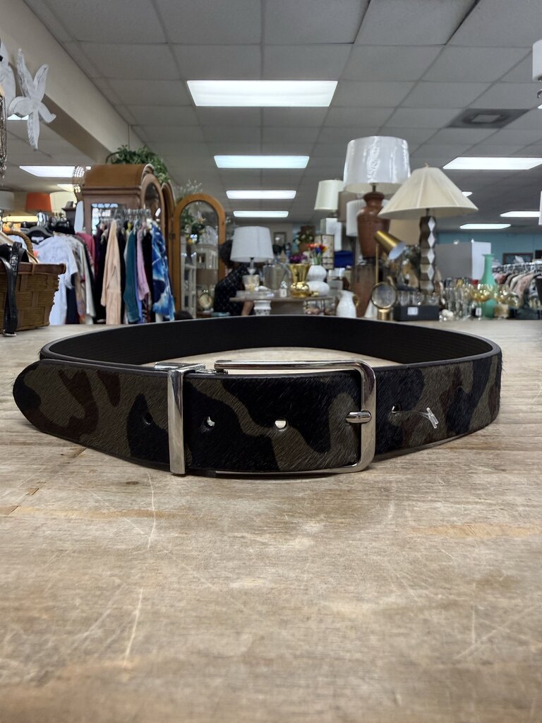 ROBERT GRAHAM CAMO CALF HAIR BELT SIZE 38