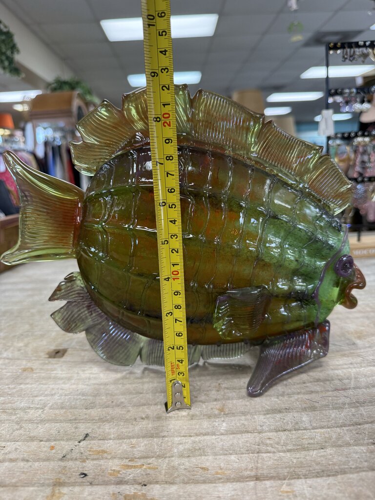 GREEN, ORANGE, AND PURPLE GLASS FISH