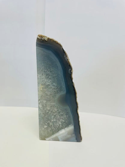 RAW EDGE CRYSTAL AGATE