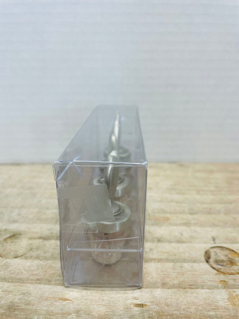CRATE AND BARREL CARD THEMED BOTTLE STOPPER SET NEW